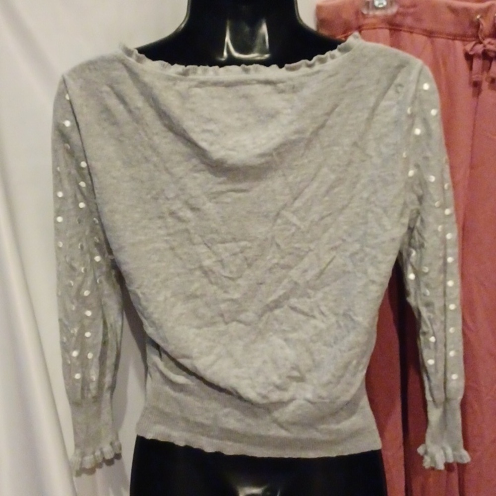 GUESS Mini Cropped Cardigan, gray w/white polka dots, scoop neck - Picture 4 of 7